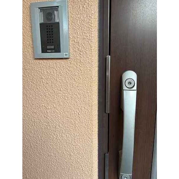 ライオンズマンション一条智恵光院 室内写真1