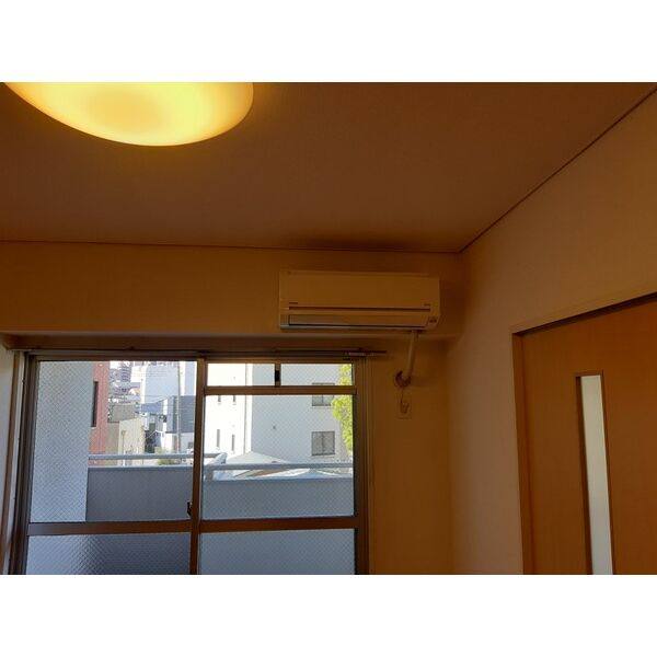 ハウス徳川 室内写真1