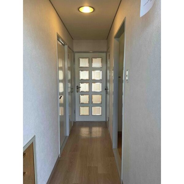 グランドハイツ杉田1 室内写真1