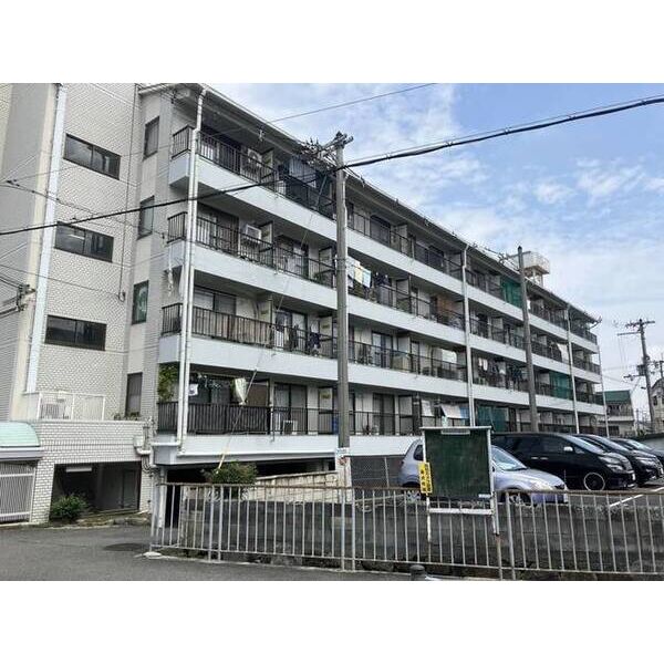 プレアール枚岡