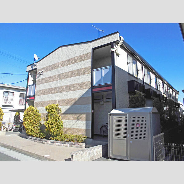 レオパレストレド 建物画像