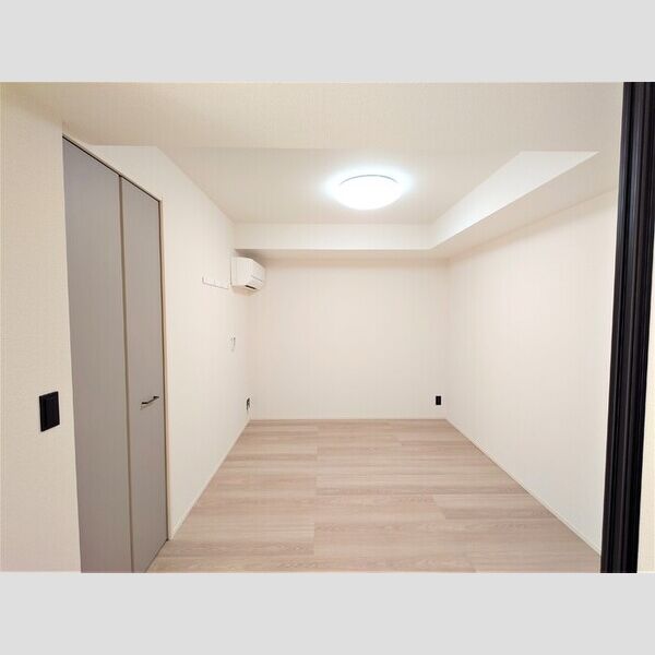 Auspicious House 室内写真3