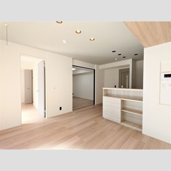 Auspicious House 室内写真8
