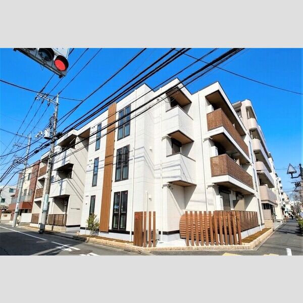 Auspicious House