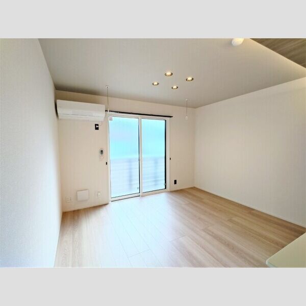 Auspicious House 室内写真10