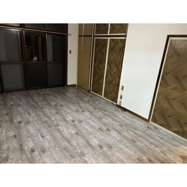 北方戸建て 室内写真1