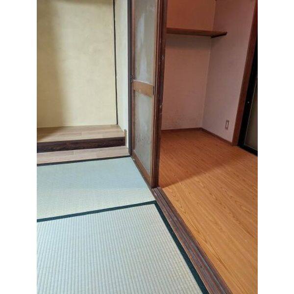 岐阜市御望戸建 室内写真8