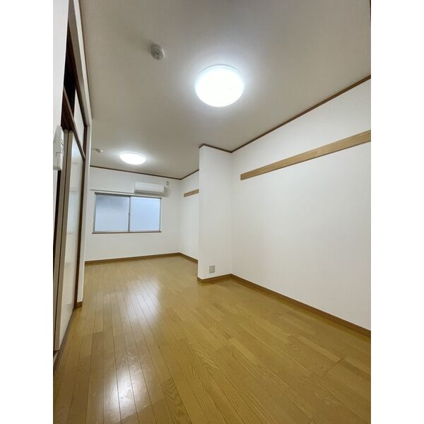 山之内文化 室内写真9