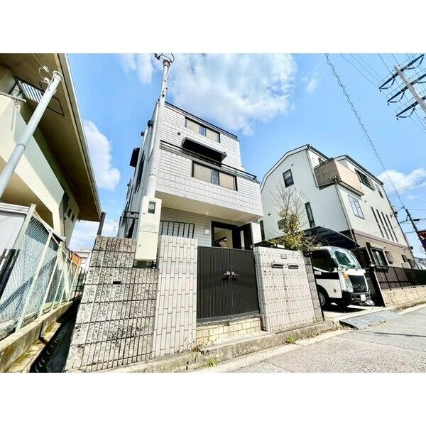伊丹市安堂寺町戸建 建物画像