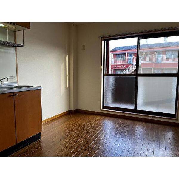 サンサープラスⅠ 室内写真1