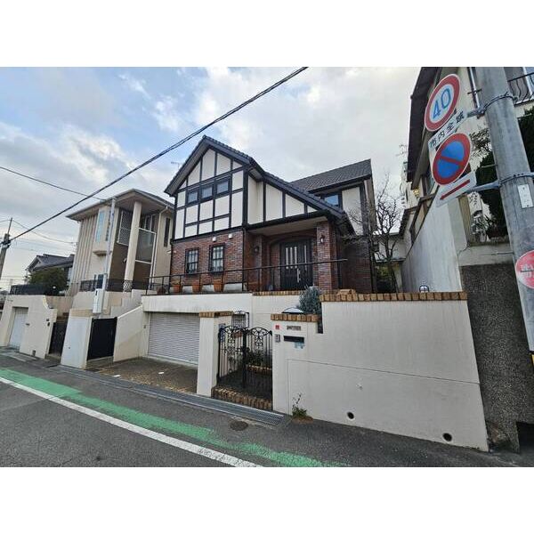 木津山町戸建 建物画像