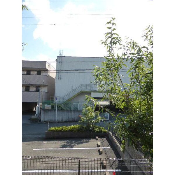 プレミアメゾン東みのお