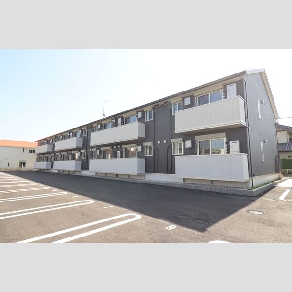 ラプエルタ 建物画像