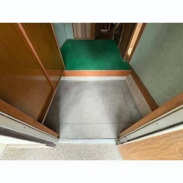 鈴蘭台南町戸建て 室内写真4
