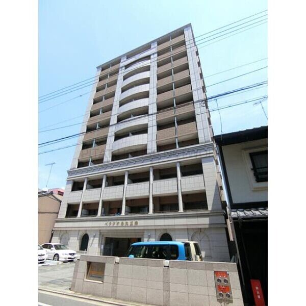 ベラジオ烏丸三条 建物画像