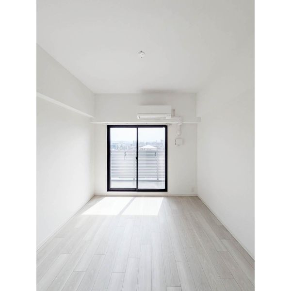 S-RESIDENCE堺湊駅前azure 室内写真1