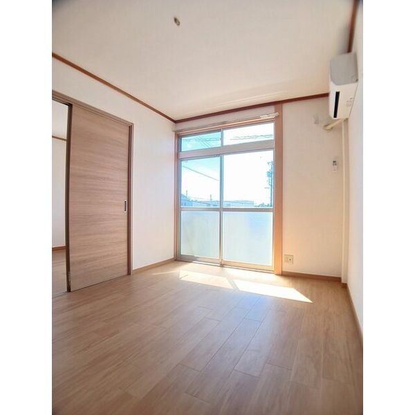 シティハイツおおすみB 室内写真1