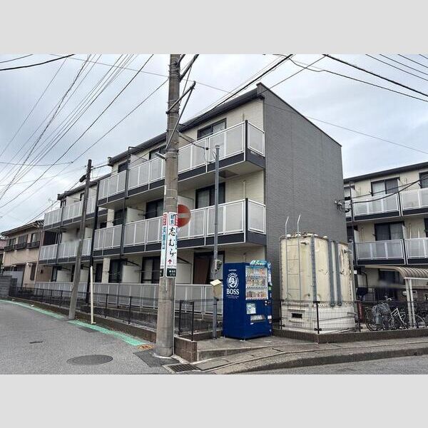 レオパレスだるま 建物画像
