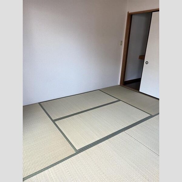 ソレアード甲東園 室内写真5