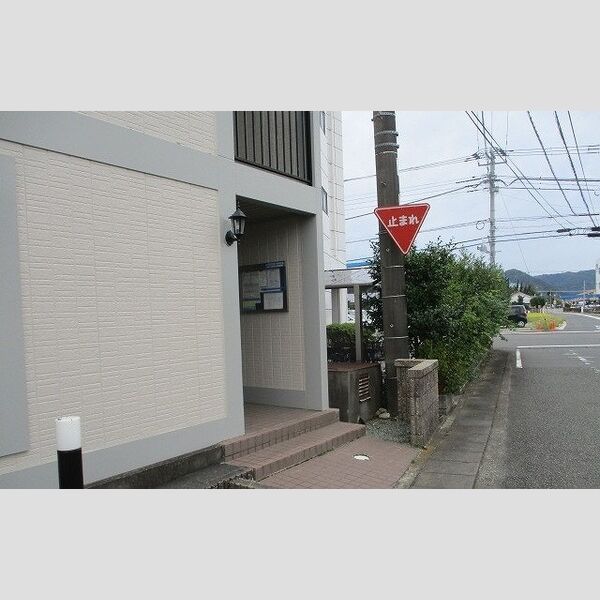 レオパレスHATAKENAKA 室内写真9