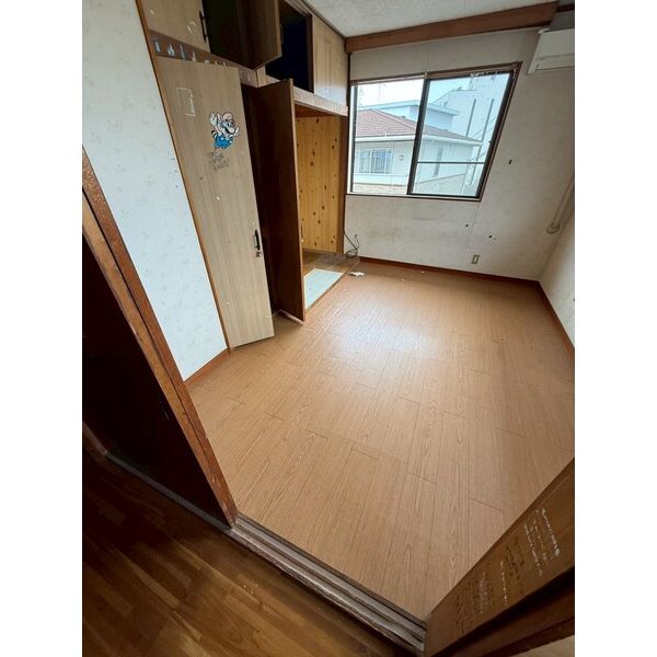 千葉県流山市名都借戸建 室内写真3