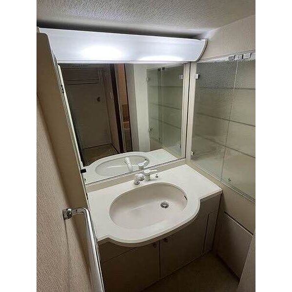 日神パレステージ西麻布 室内写真2