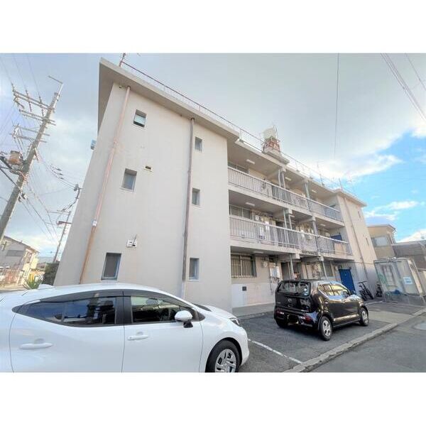 RHYTHM八尾 建物画像