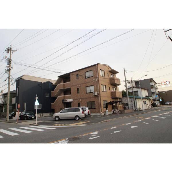 エクセルフルール 建物画像