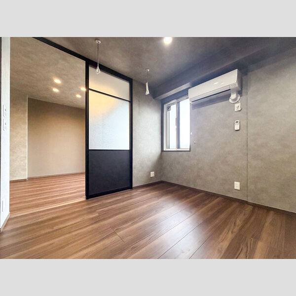 セレスティア草薙町 室内写真3