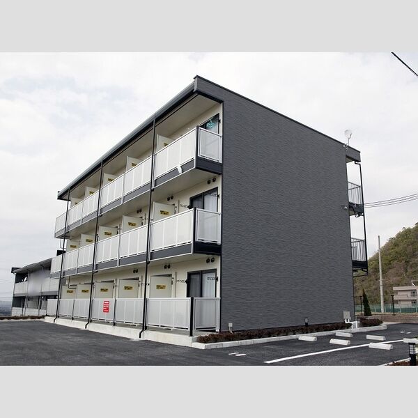 レオパレス金仙寺湖二号館 建物画像