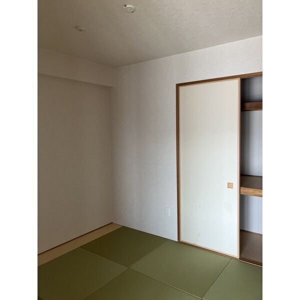 プレミスト東静岡ステーションティアラ 室内写真5