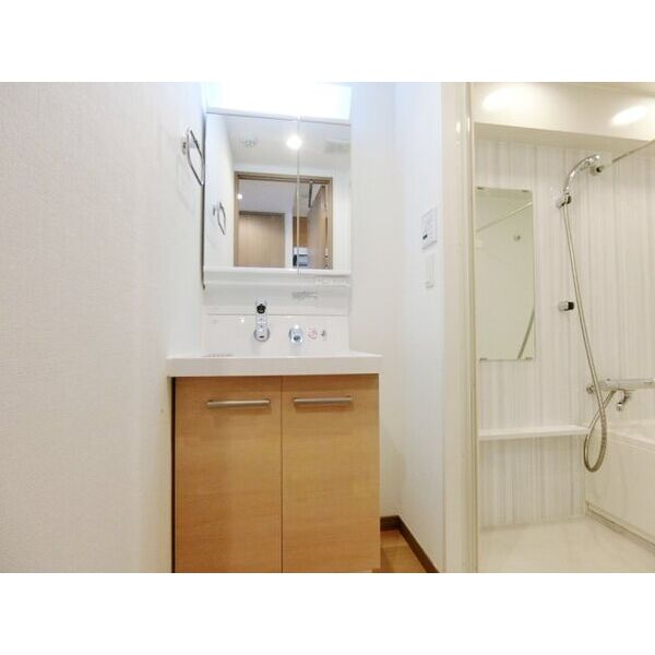 ラグディア麻布十番 室内写真4