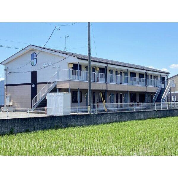 リヴェール 建物画像