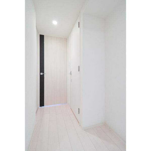 SERENiTE本町reflet 室内写真3