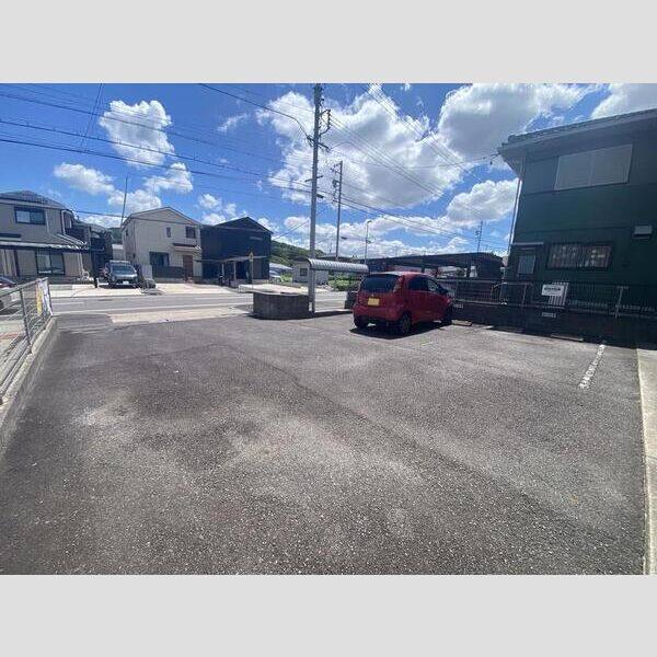 レオネクストコンフォート志段味 室内写真4
