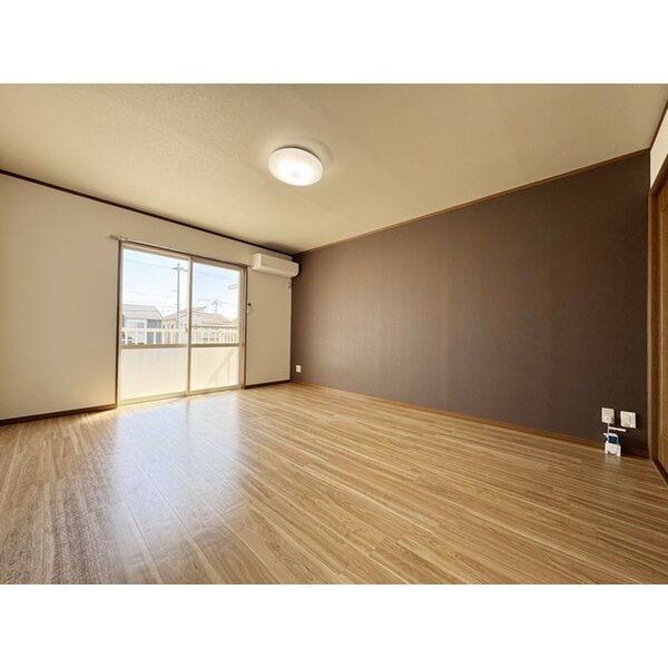 シーズンコート妙興寺 室内写真1