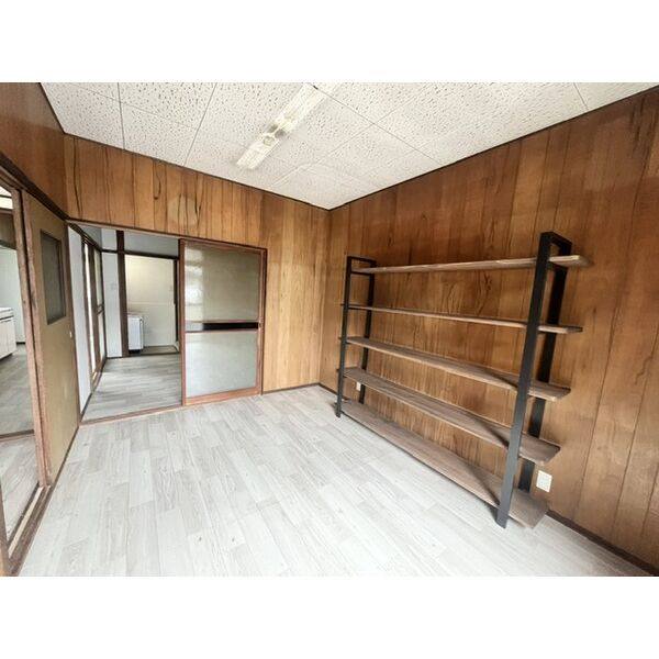 鏡島中戸建 室内写真1