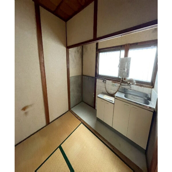 西岩田文化 室内写真1