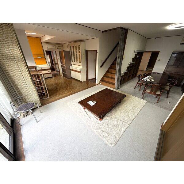 上忍町戸建 室内写真2