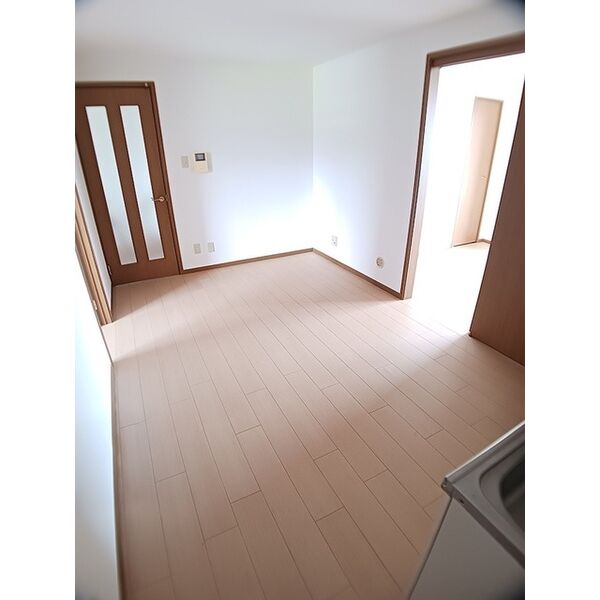 イーストワン 室内写真1
