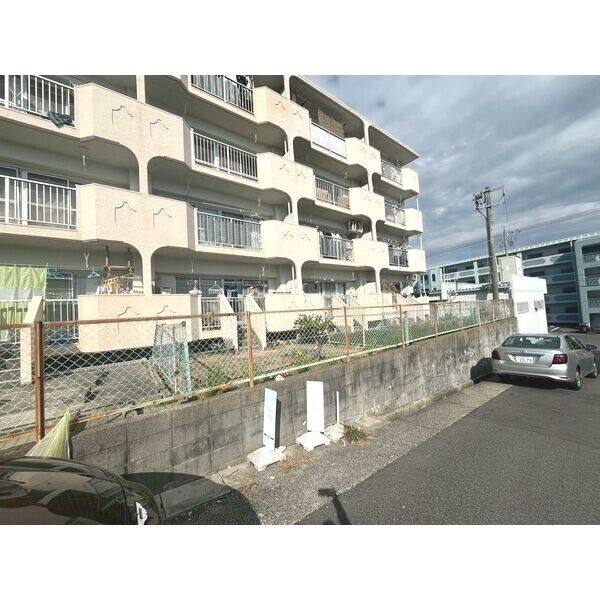 ドミール名東 建物画像
