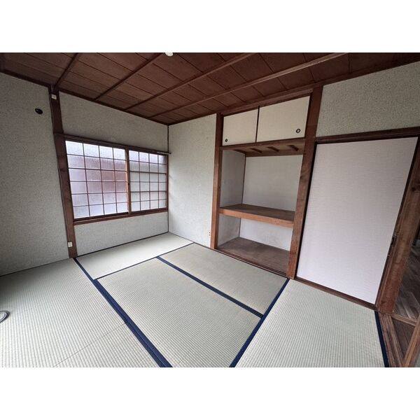 勝川町9丁目岡島貸家 室内写真1
