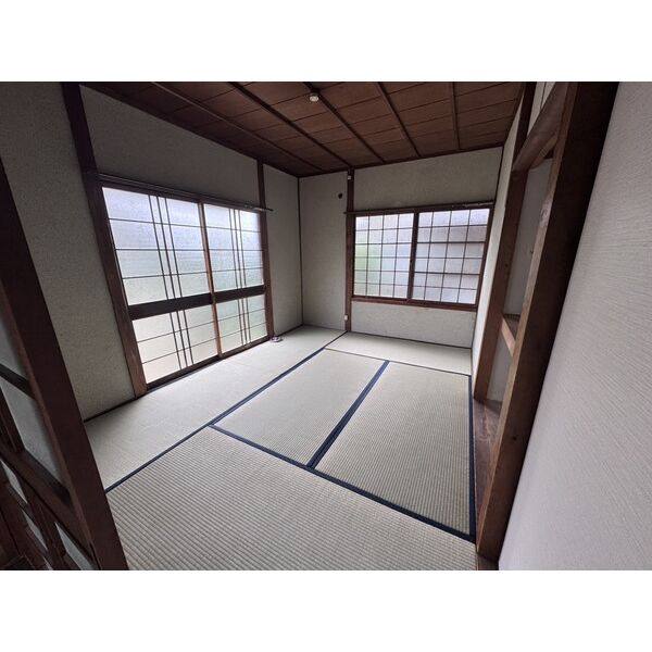 勝川町9丁目岡島貸家 室内写真2