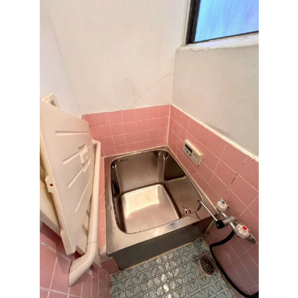 兵庫県宝塚市川面戸建て 室内写真1