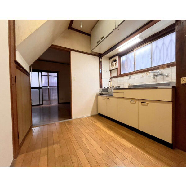 兵庫県宝塚市川面戸建て 室内写真3