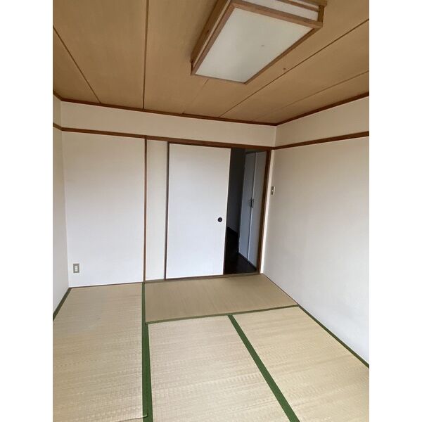 ロータリービルド南花田 室内写真7