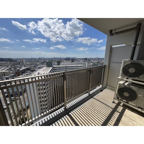 スプランディッド大阪EAST 室内写真6