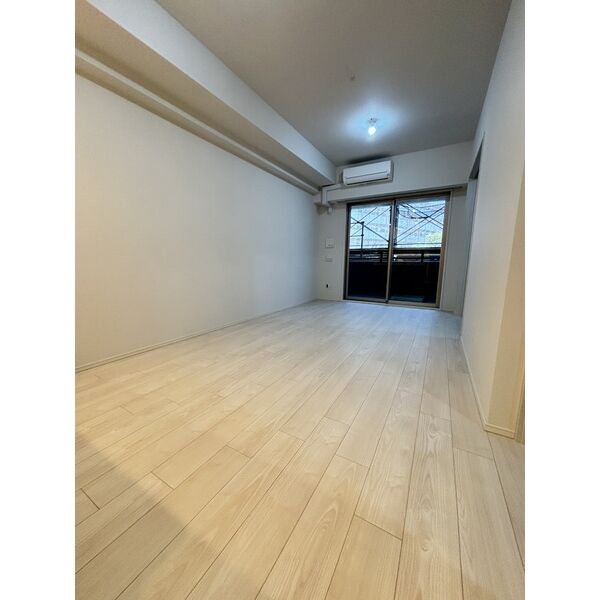 スプランディッド大阪EAST 室内写真1