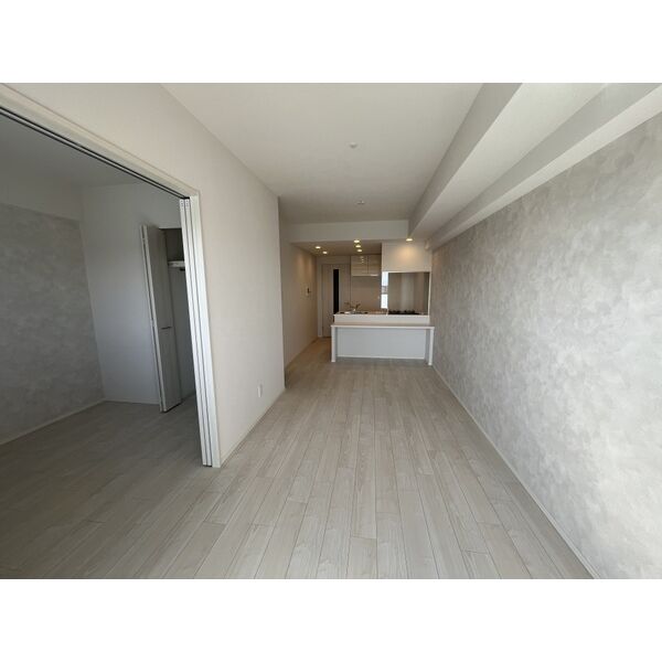 スプランディッド大阪EAST 室内写真1