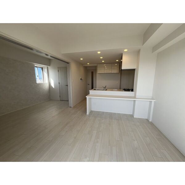 スプランディッド大阪EAST 室内写真1